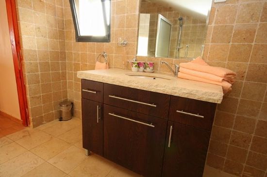צימרים זולים בצפון, צימרים בצפון, אירוח מומלץ למשפחות בחצור