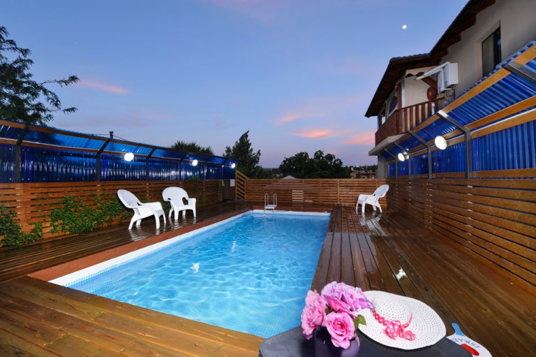 צימרים בצפון, צימרים לזוגות עם בריכה בצפון, צימרים מומלצים בישוב דתי