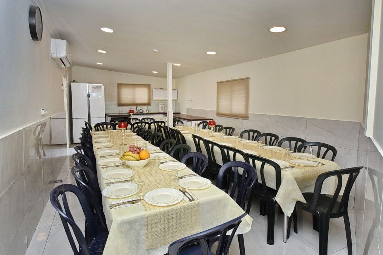 צימרים בצפון, צימרים מומלצים לקבוצות גדולות בגליל עליון, מתחם אירוח במירון