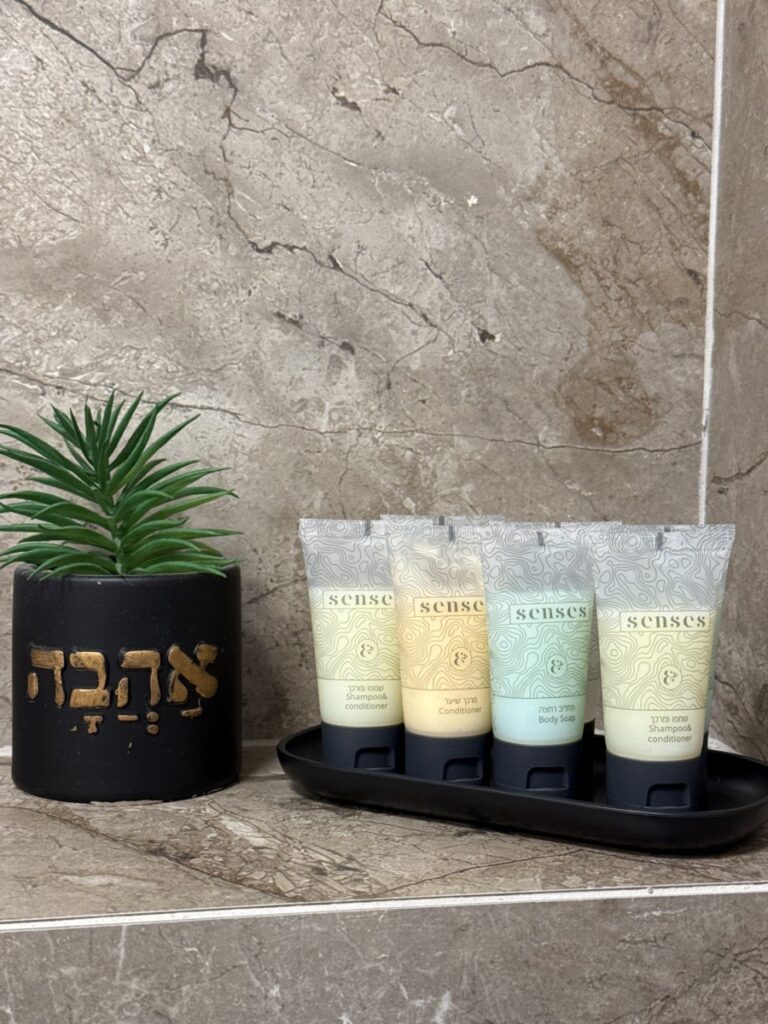 סוויטות הצבי - סוויטות חדשות בלב בעיר צפת - טלחופש
