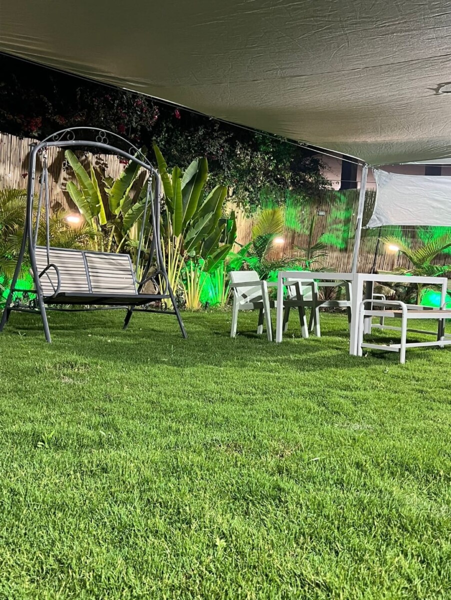 מתחם חוץ אחוזת הנשיא טבריה - מתוך אתר טלחופש הבית של התיירות הכשרה