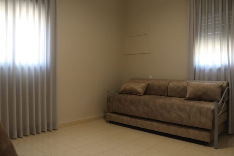 מתחם SunSuite מול הכנרת הינו צימר חדש, מפנק ואיכותי בטבריה - טלחופש